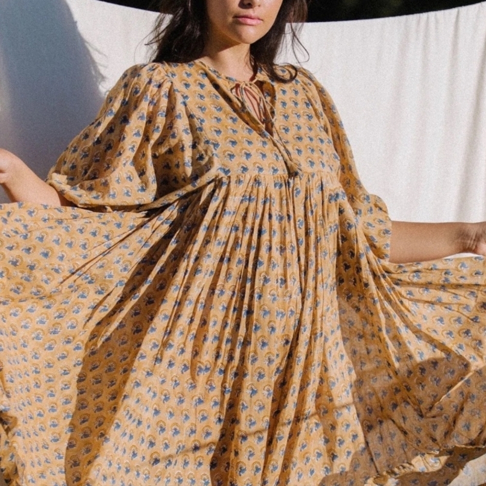 Daughters of India Kyra Balloon Sleeve Raw hem shirt/tunic